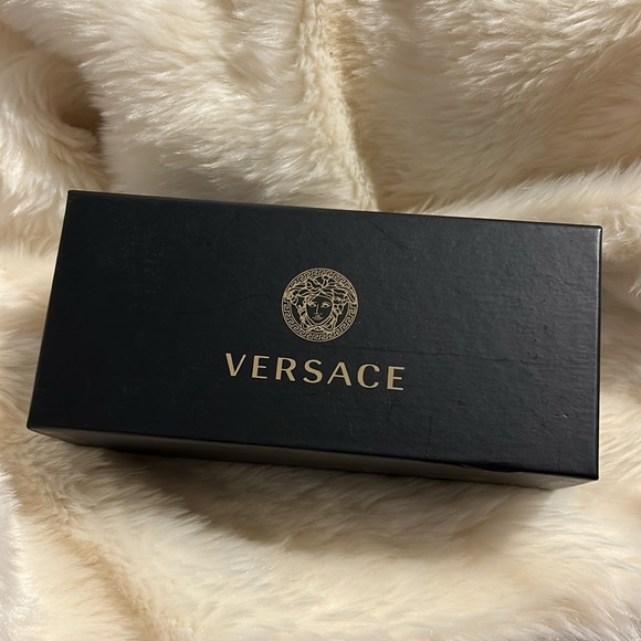 Versace Black Hard Shell Sunglasses Case and Box Warranty card & Versace cloth - Picture 10 of 13